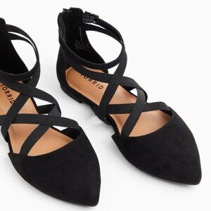 Torrid Women's Black Faux Suede Elastic Strap Pointed Toe Flat Shoes 9WW - NWT